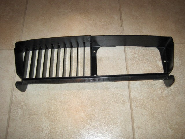 1982+ Headlight Grille